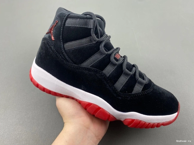DB5457-061 Jordan Velvet Retro   Bred   11 1206